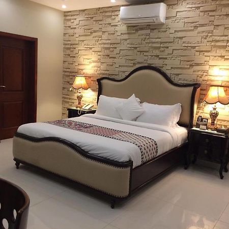 Orchards Cottage Hotel Karachi Exterior photo