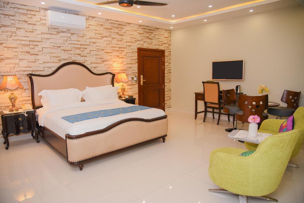 Orchards Cottage Hotel Karachi Exterior photo